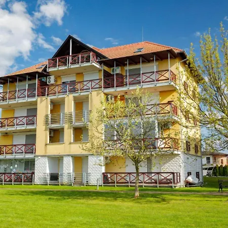 Like Daire Balatonoszod